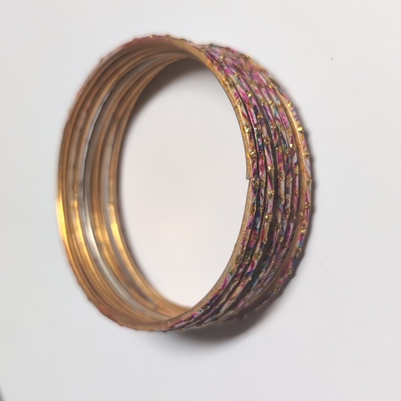 bracelet Jewelry - Set of 9 Gold and Pink Glittery Metal Bangle Bracelets